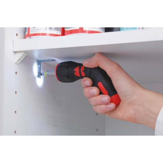 Набір викруток та торцевих головок з пістолетоподібною тріскачкою